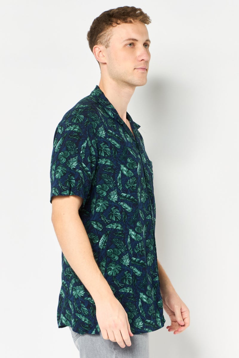 Chaps Men Regular Fit Tropical Print Short Sleeve Polo Shirt, Multicolor - Image 4